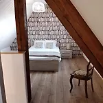 Les Toits D'helene Apartmán *